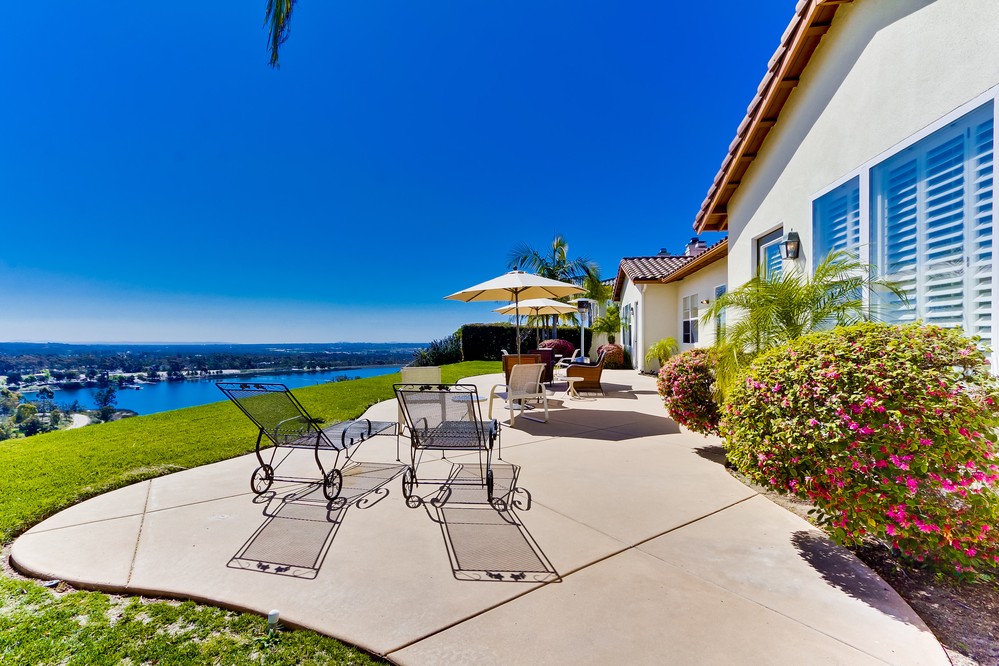 Virtual tour photo 1 of 23 for Waterford At The Lake