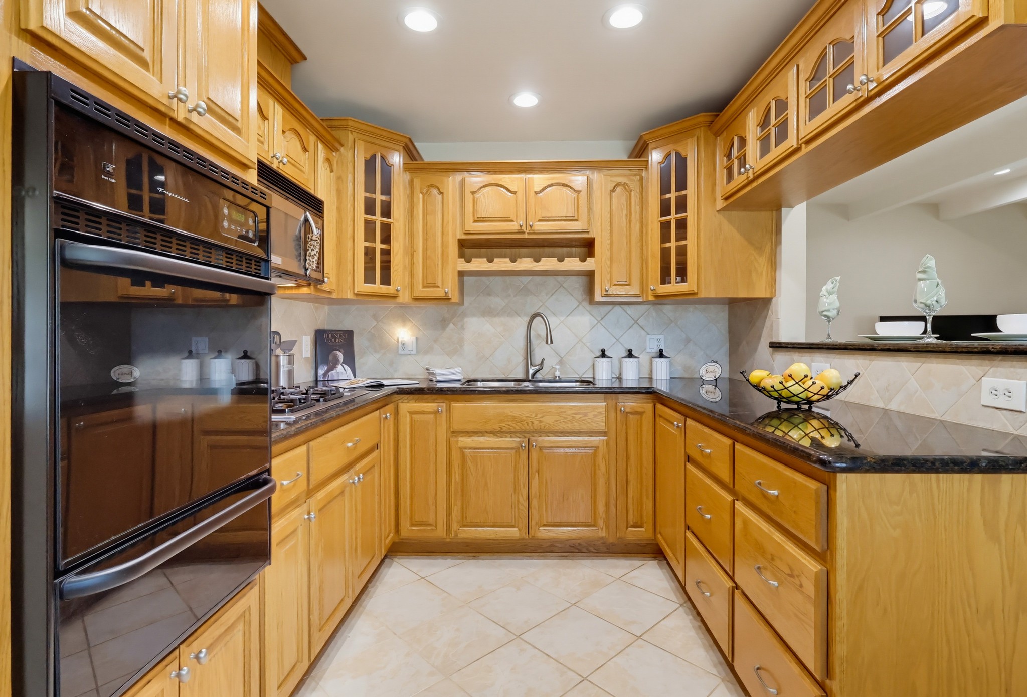 Virtual tour photo 20 of 76 for 11415 Liggett St