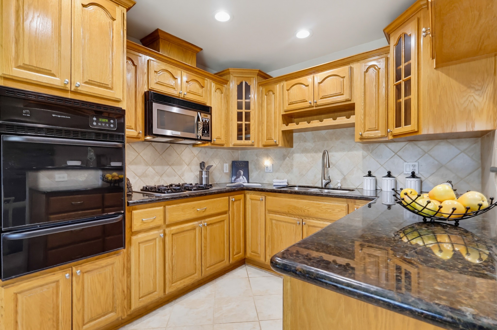 Virtual tour photo 22 of 76 for 11415 Liggett St