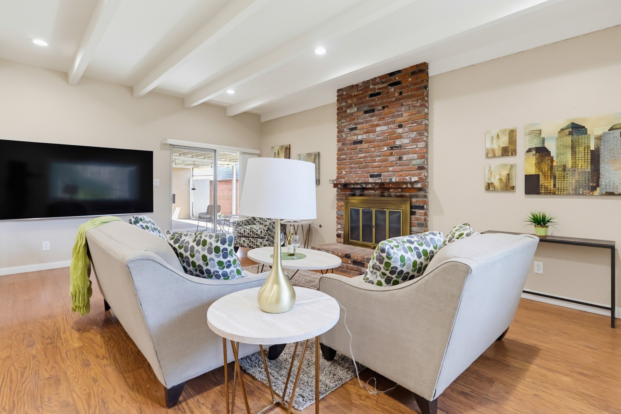 Virtual tour photo 27 of 76 for 11415 Liggett St