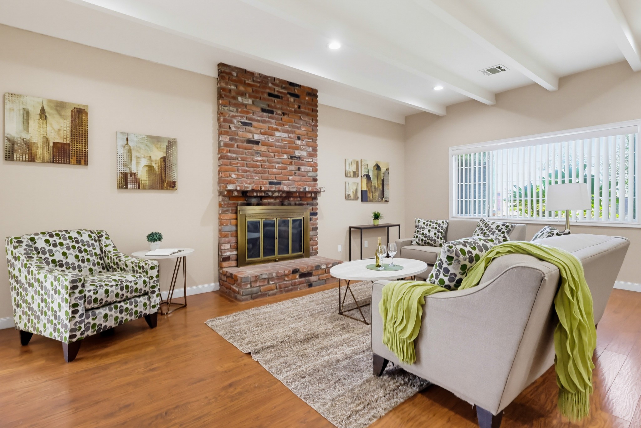 Virtual tour photo 29 of 76 for 11415 Liggett St