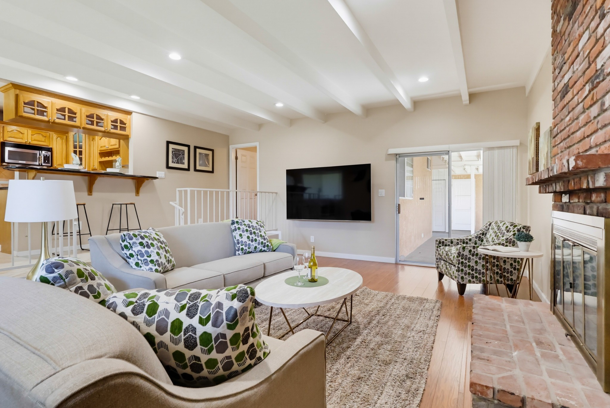 Virtual tour photo 31 of 76 for 11415 Liggett St