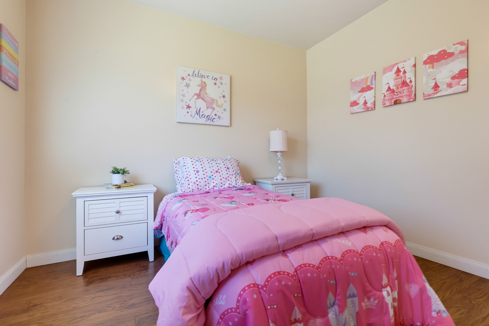 Virtual tour photo 44 of 76 for 11415 Liggett St