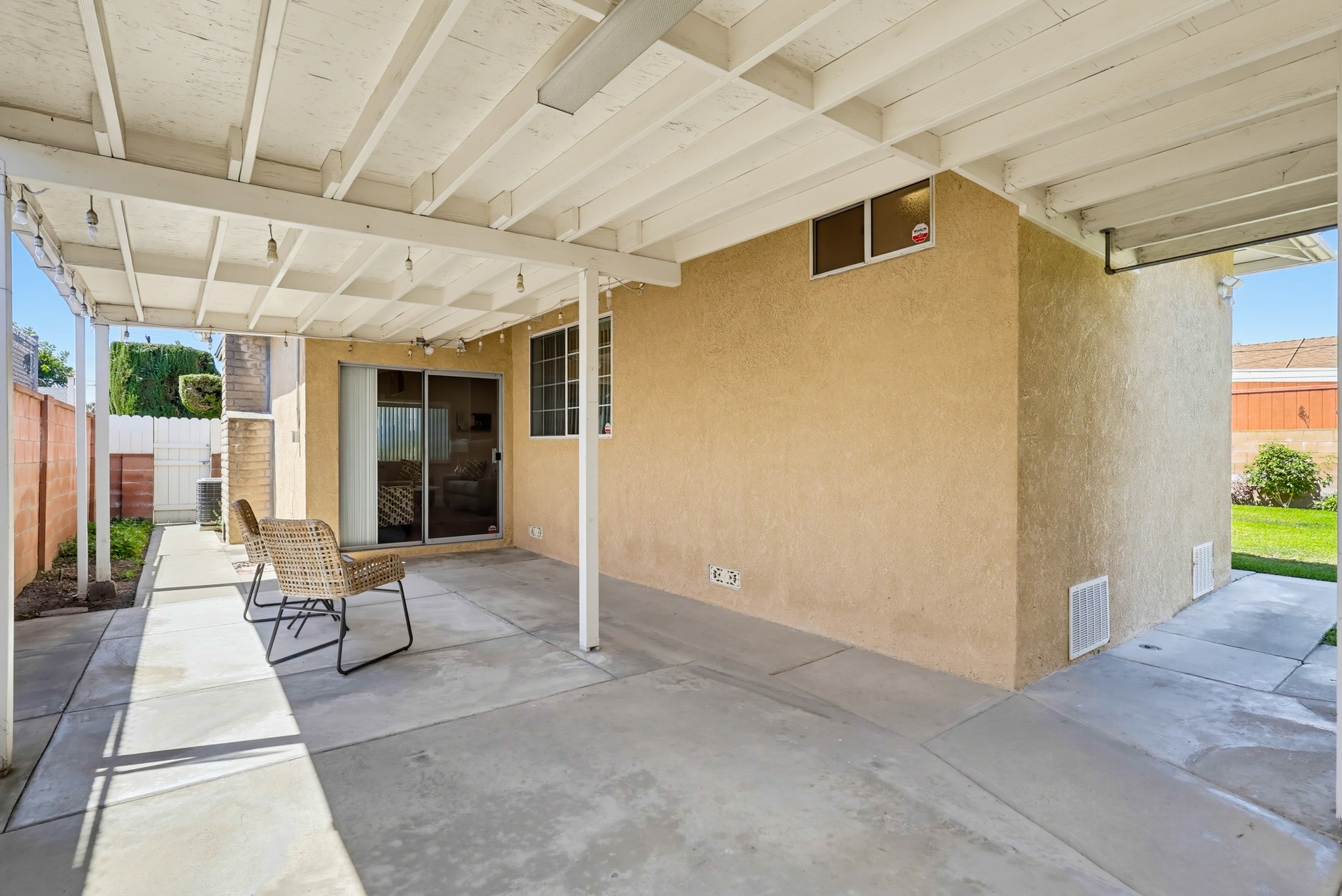 Virtual tour photo 61 of 76 for 11415 Liggett St