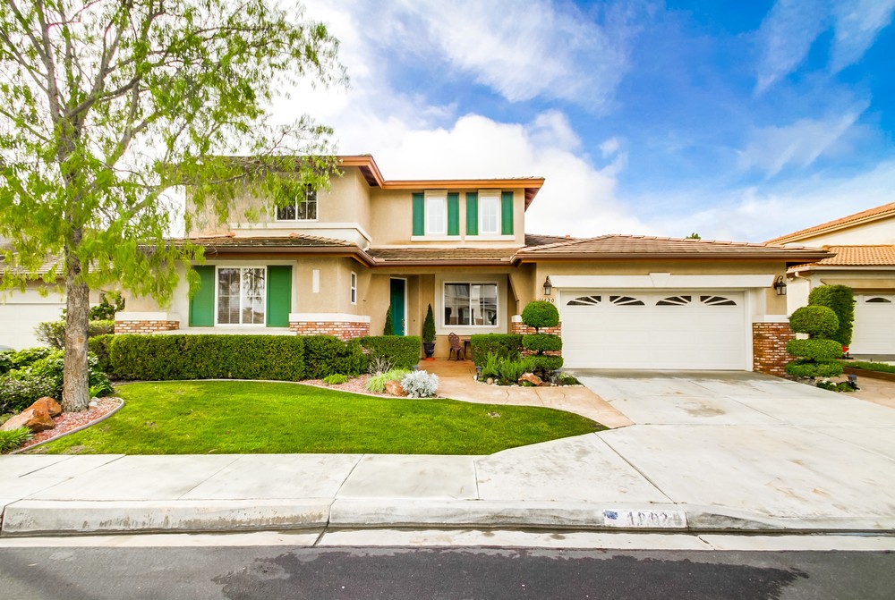 Virtual tour photo 1 of 63 for 11420 Swan Lake Dr