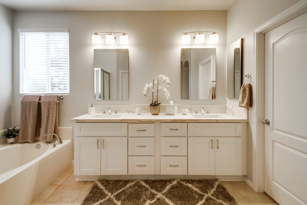Virtual tour photo 43 of 63 for 11420 Swan Lake Dr