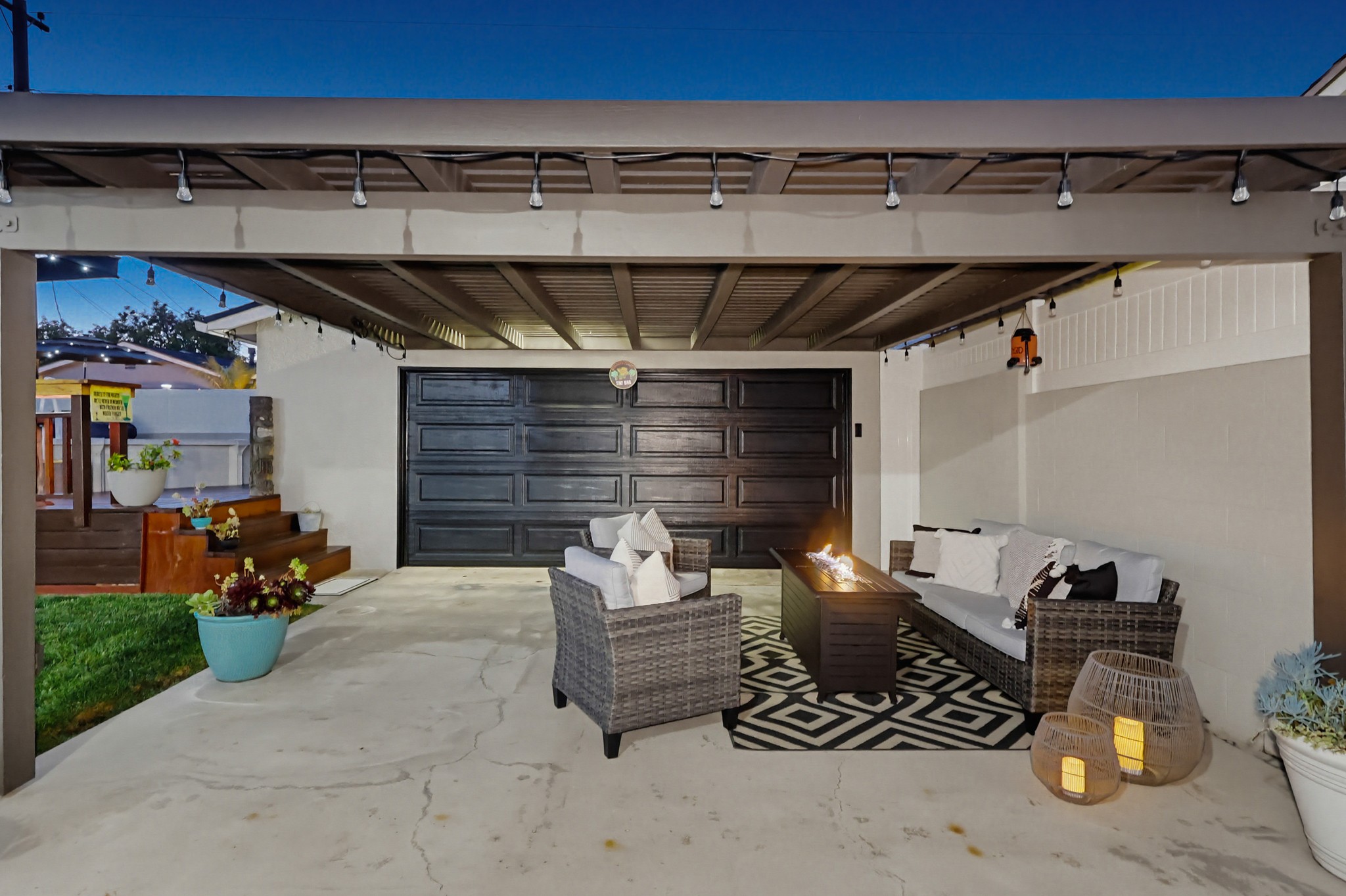 Virtual tour photo 8 of 107 for 11423 213th St
