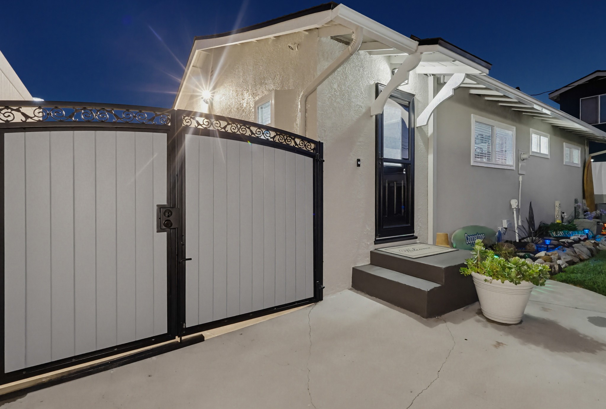 Virtual tour photo 13 of 107 for 11423 213th St