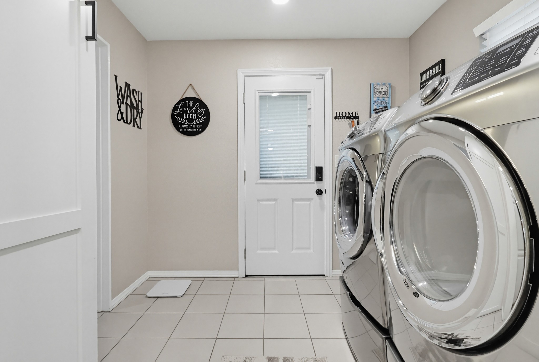 Virtual tour photo 49 of 107 for 11423 213th St