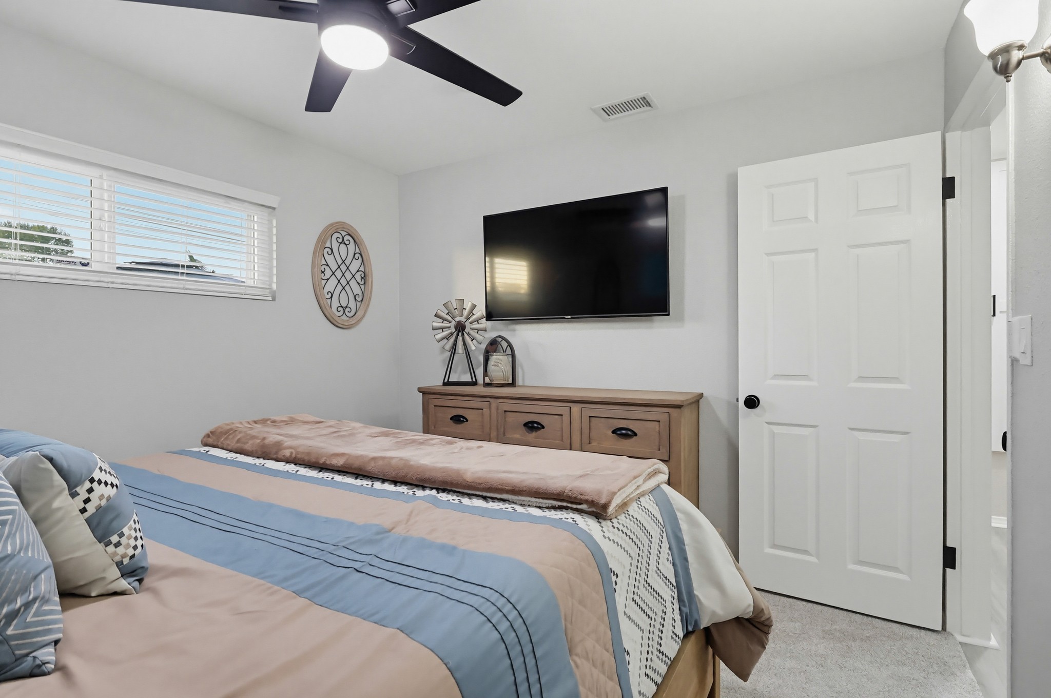 Virtual tour photo 60 of 107 for 11423 213th St