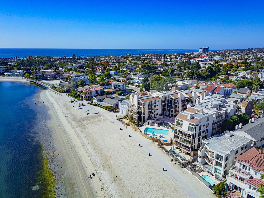 Virtual tour photo 22 of 31 for 1145 Pacific Beach Dr