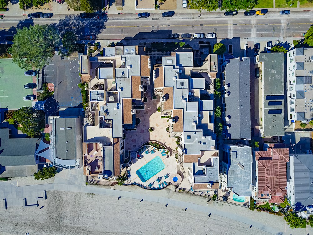 Virtual tour photo 24 of 31 for 1145 Pacific Beach Dr