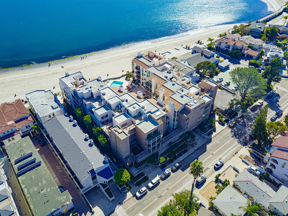 Virtual tour photo 25 of 31 for 1145 Pacific Beach Dr