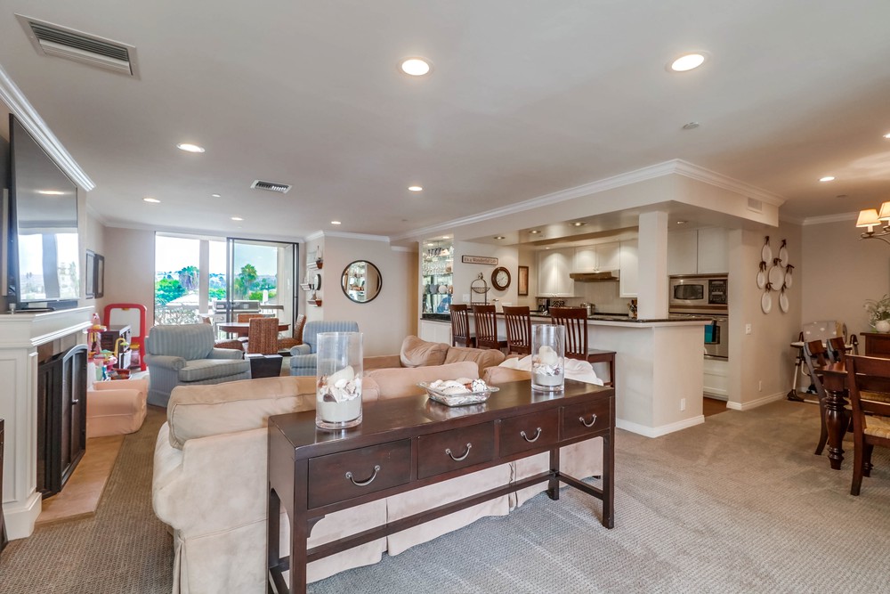 Virtual tour photo 10 of 76 for 1145 Pacific Beach Dr