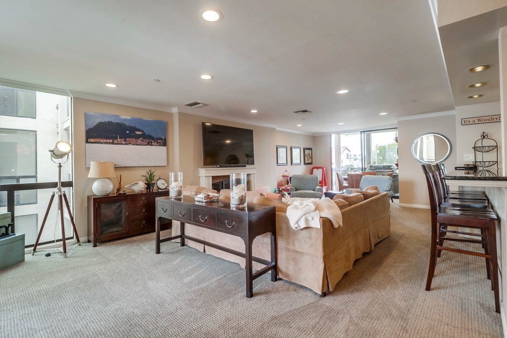 Virtual tour photo 11 of 76 for 1145 Pacific Beach Dr