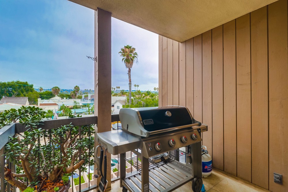 Virtual tour photo 27 of 76 for 1145 Pacific Beach Dr