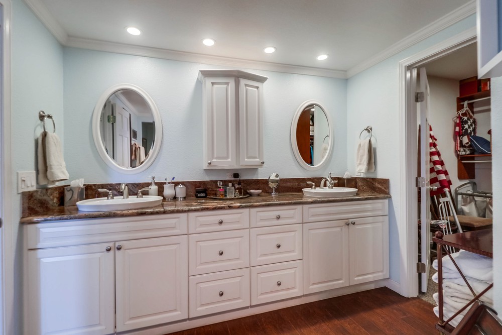 Virtual tour photo 36 of 76 for 1145 Pacific Beach Dr