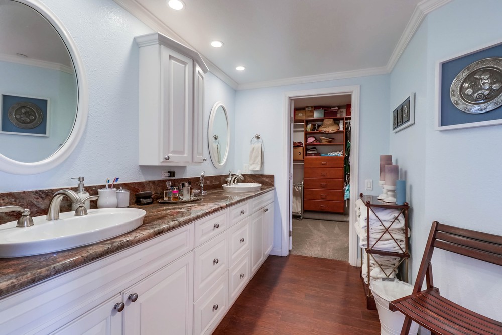Virtual tour photo 37 of 76 for 1145 Pacific Beach Dr
