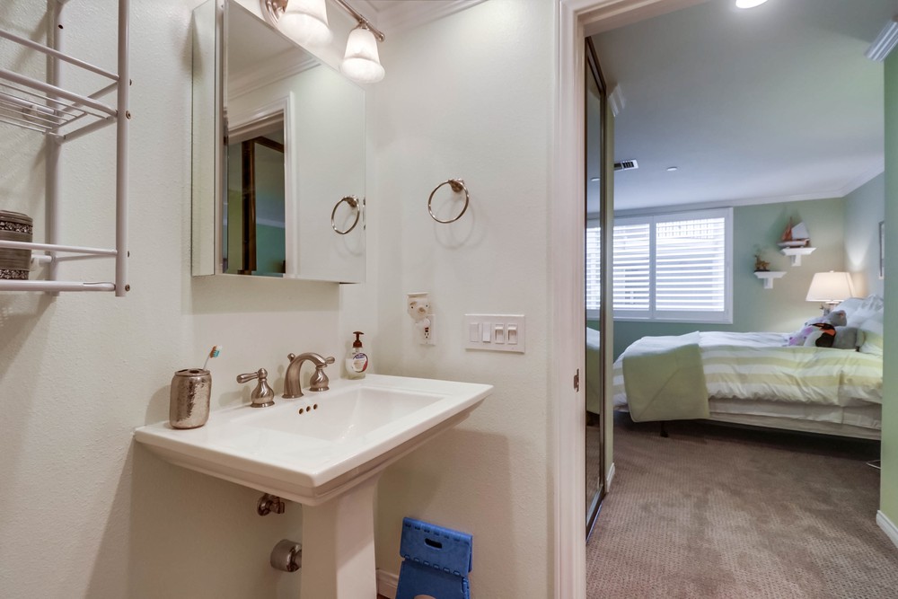 Virtual tour photo 51 of 76 for 1145 Pacific Beach Dr