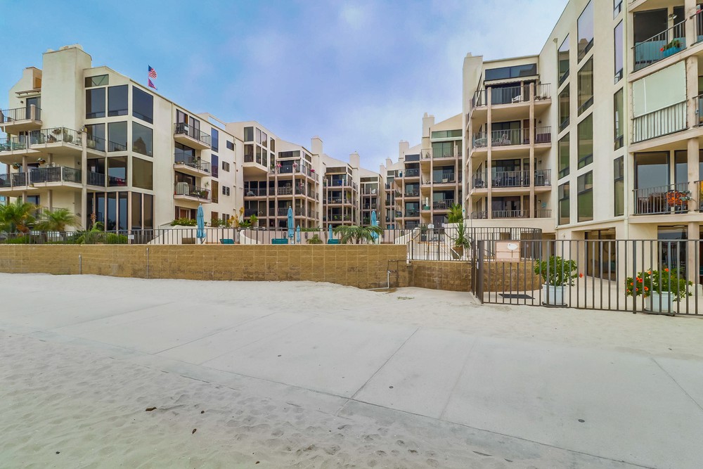 Virtual tour photo 70 of 76 for 1145 Pacific Beach Dr