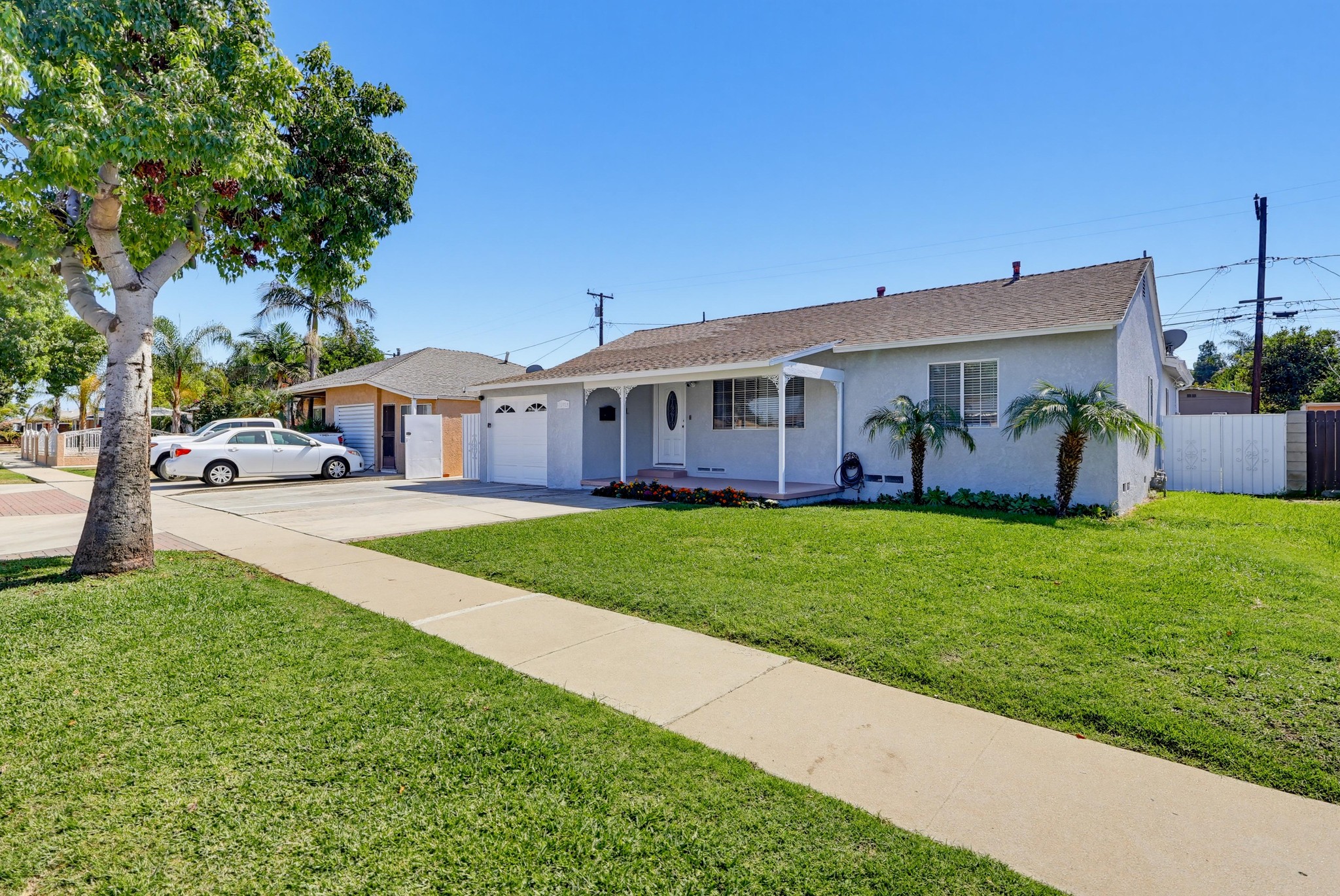 Virtual tour photo 1 of 79 for 11456 Mclaren St