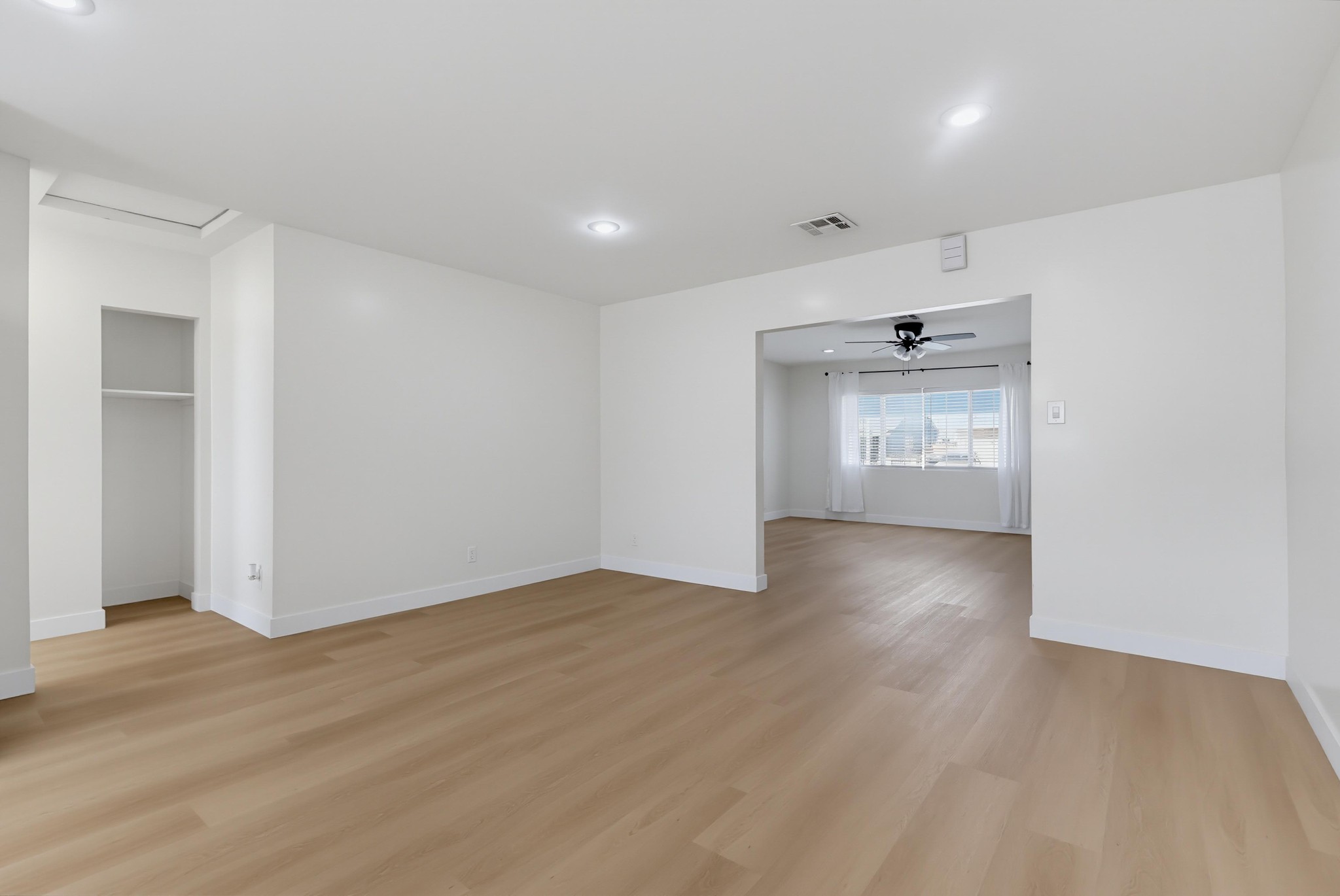 Virtual tour photo 20 of 79 for 11456 Mclaren St