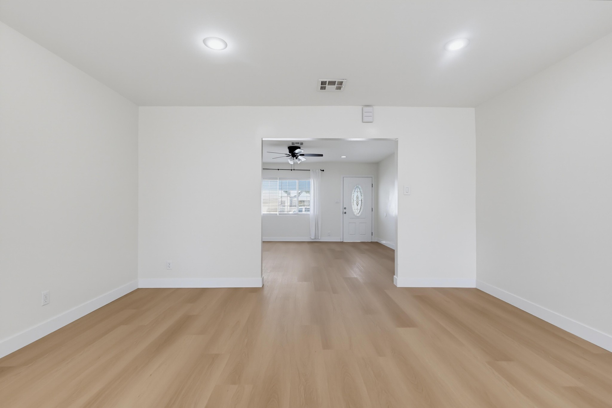 Virtual tour photo 23 of 79 for 11456 Mclaren St