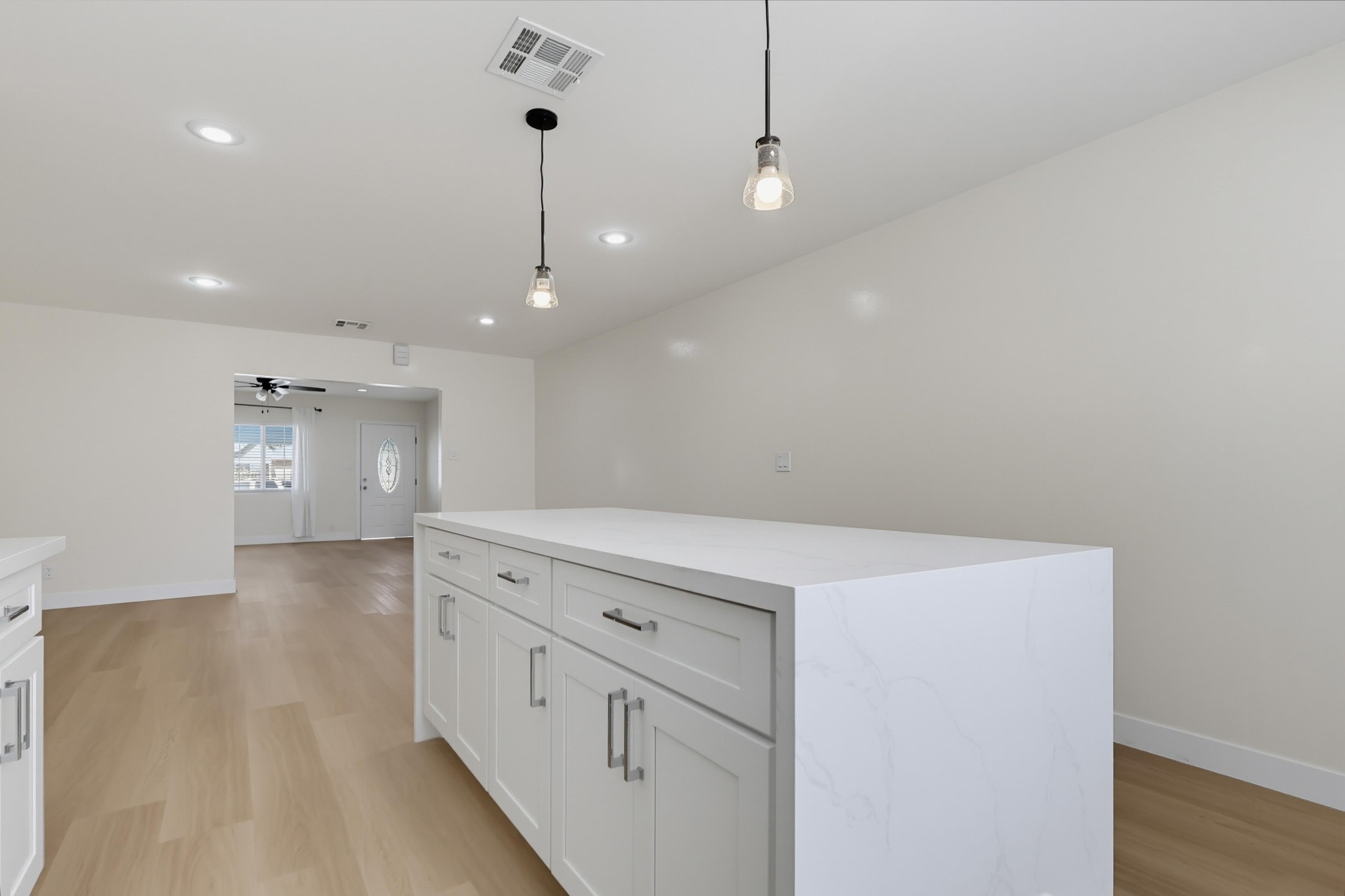 Virtual tour photo 33 of 79 for 11456 Mclaren St