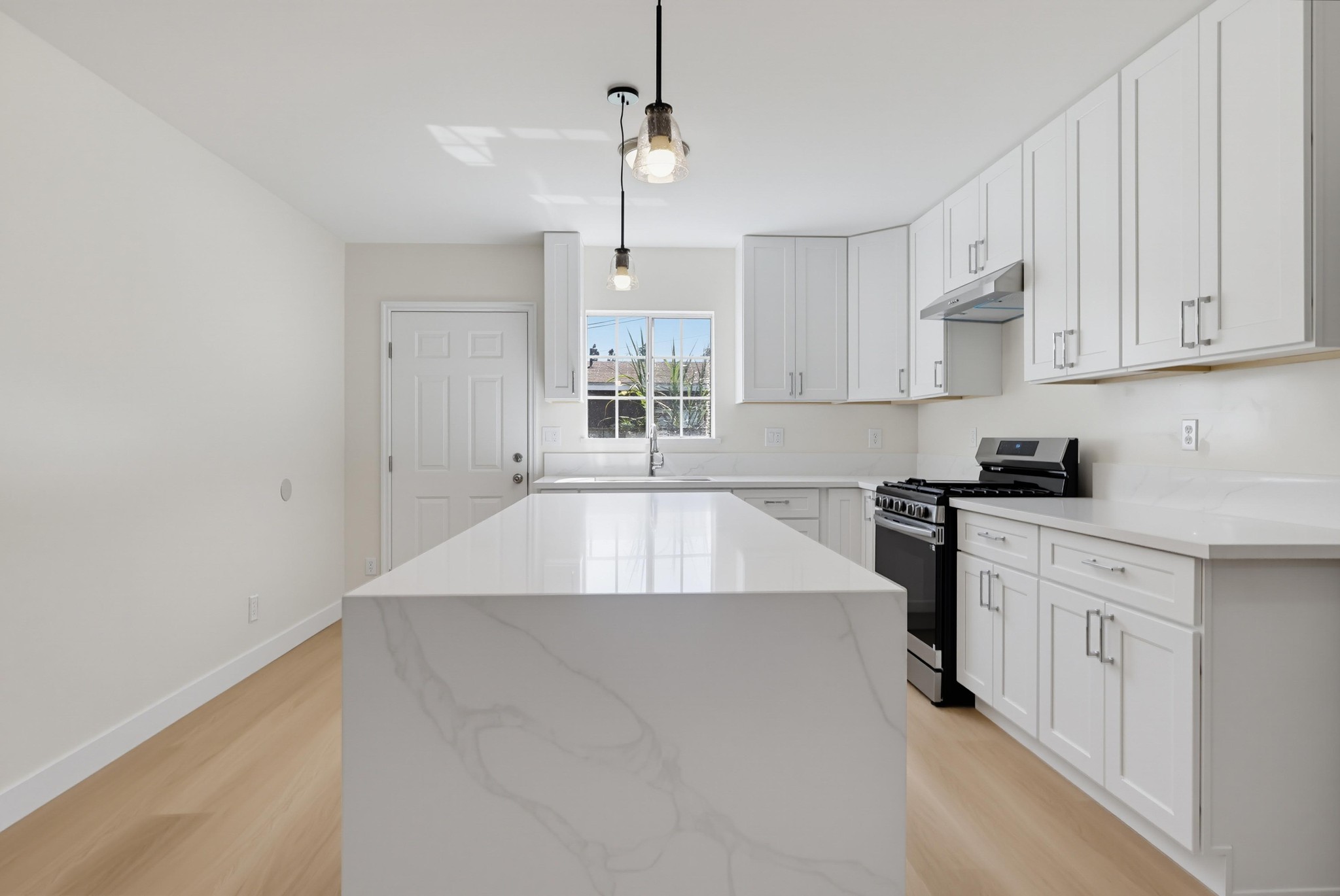 Virtual tour photo 34 of 79 for 11456 Mclaren St