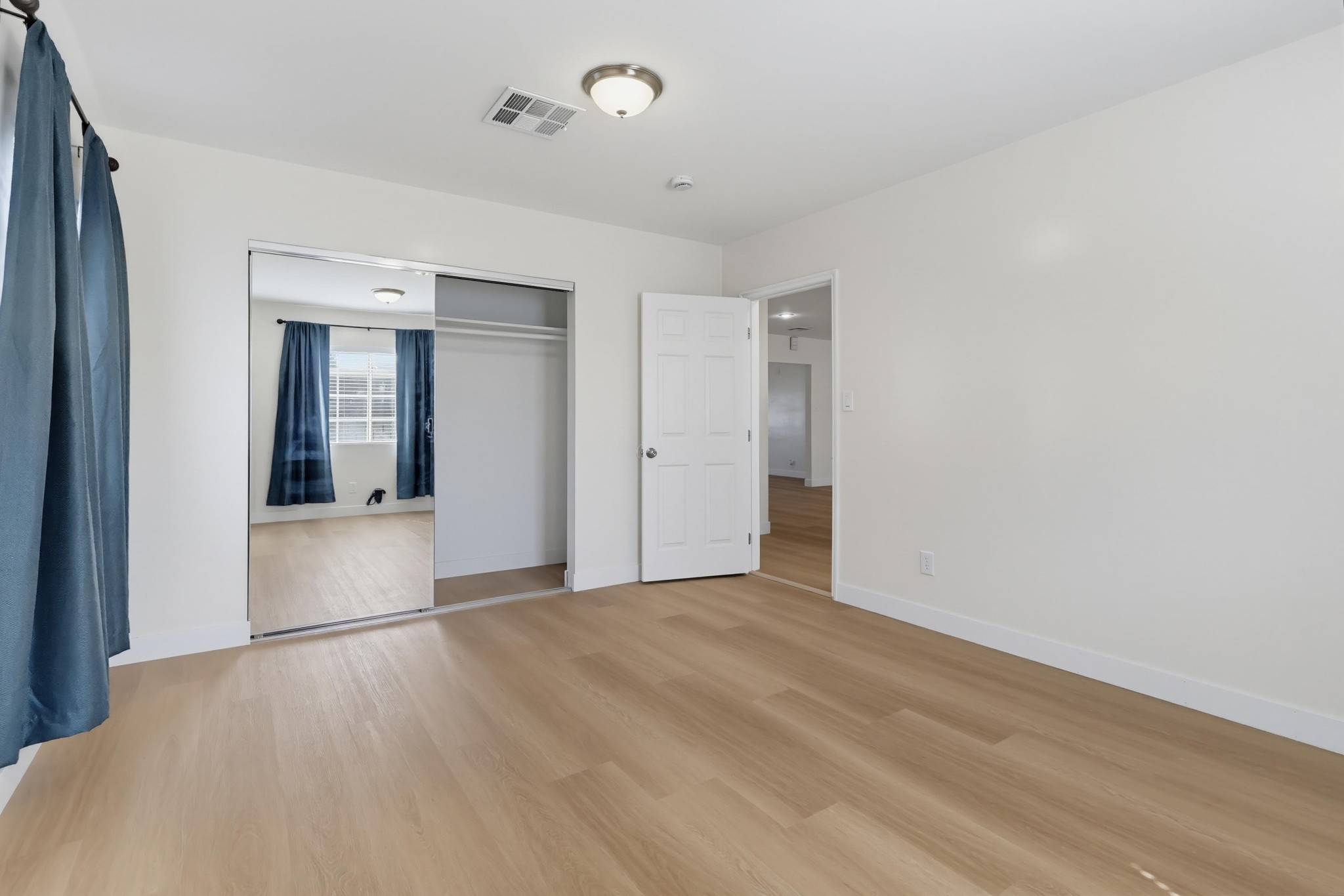 Virtual tour photo 54 of 79 for 11456 Mclaren St
