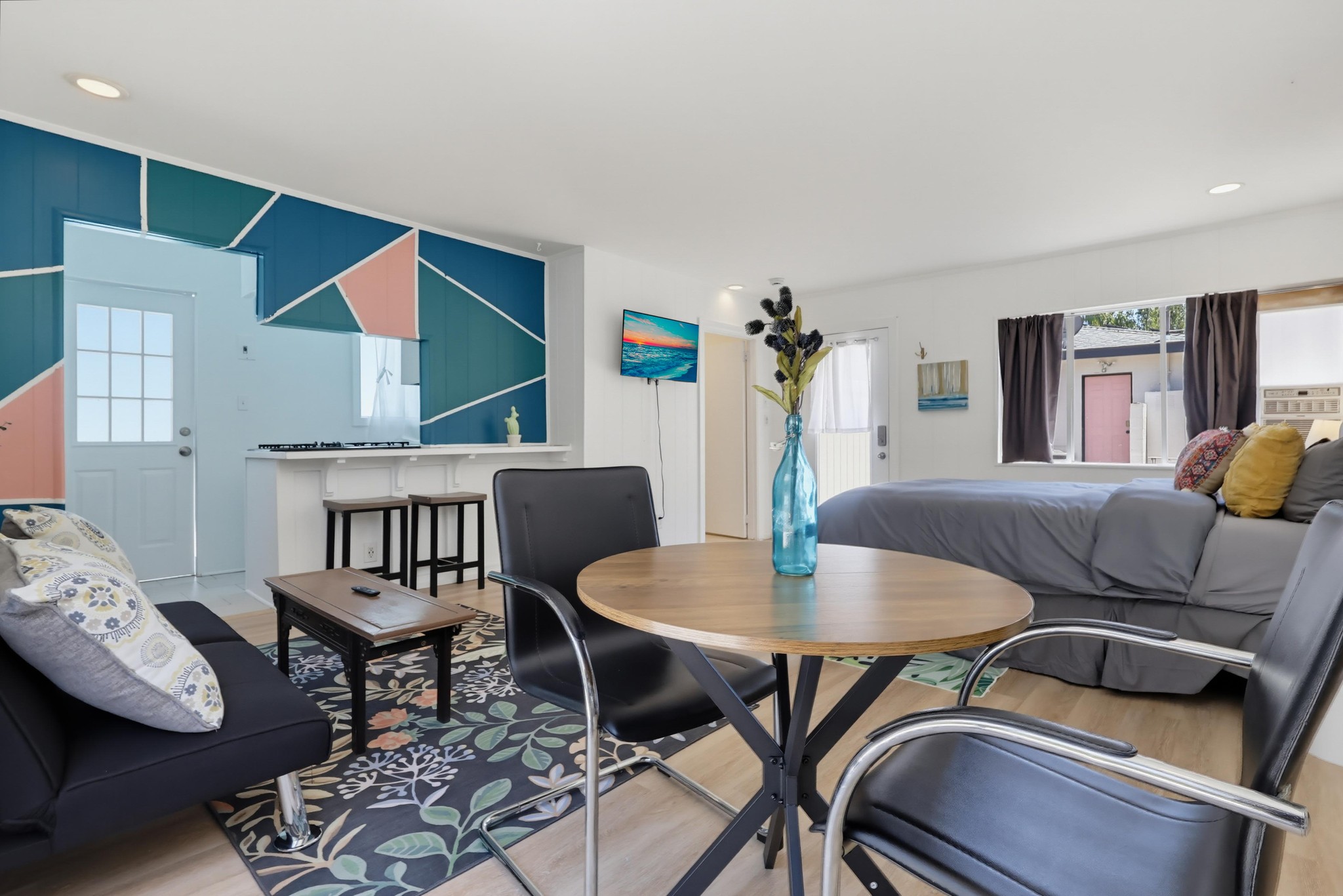 Virtual tour photo 14 of 44 for 11465 Cumpston St
