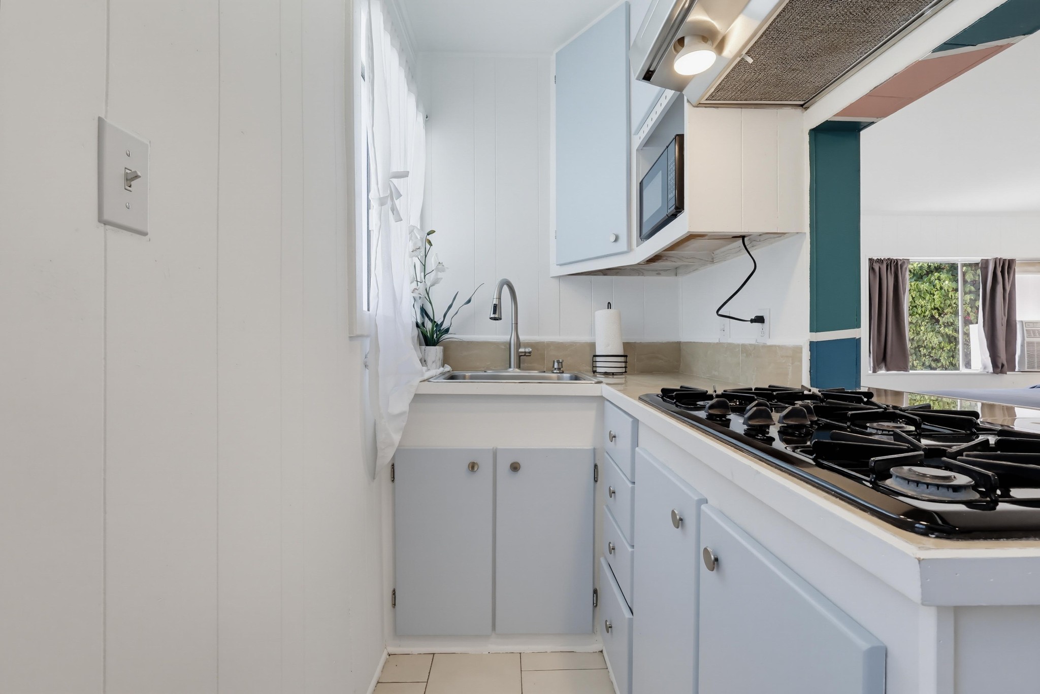 Virtual tour photo 22 of 44 for 11465 Cumpston St