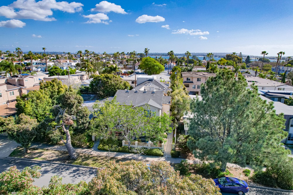 Virtual tour photo 6 of 34 for 1147 Hornblend St