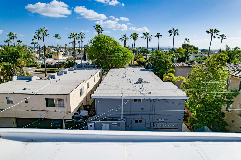 Virtual tour photo 15 of 34 for 1147 Hornblend St