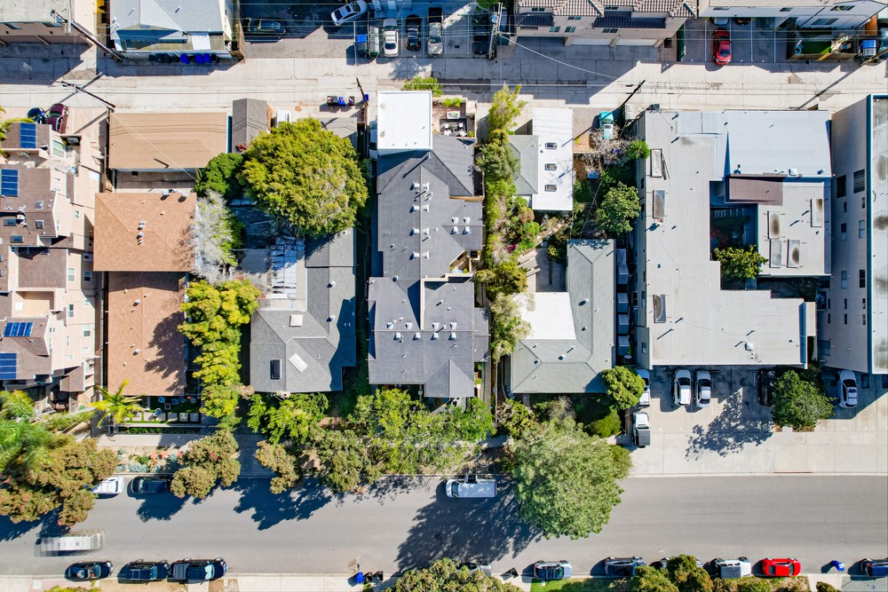 Virtual tour photo 32 of 34 for 1147 Hornblend St