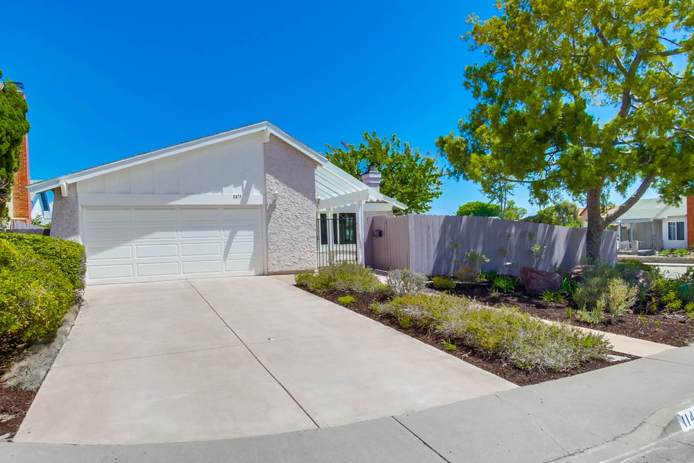 Virtual tour photo 4 of 41 for 11475 Bellatrix Ct