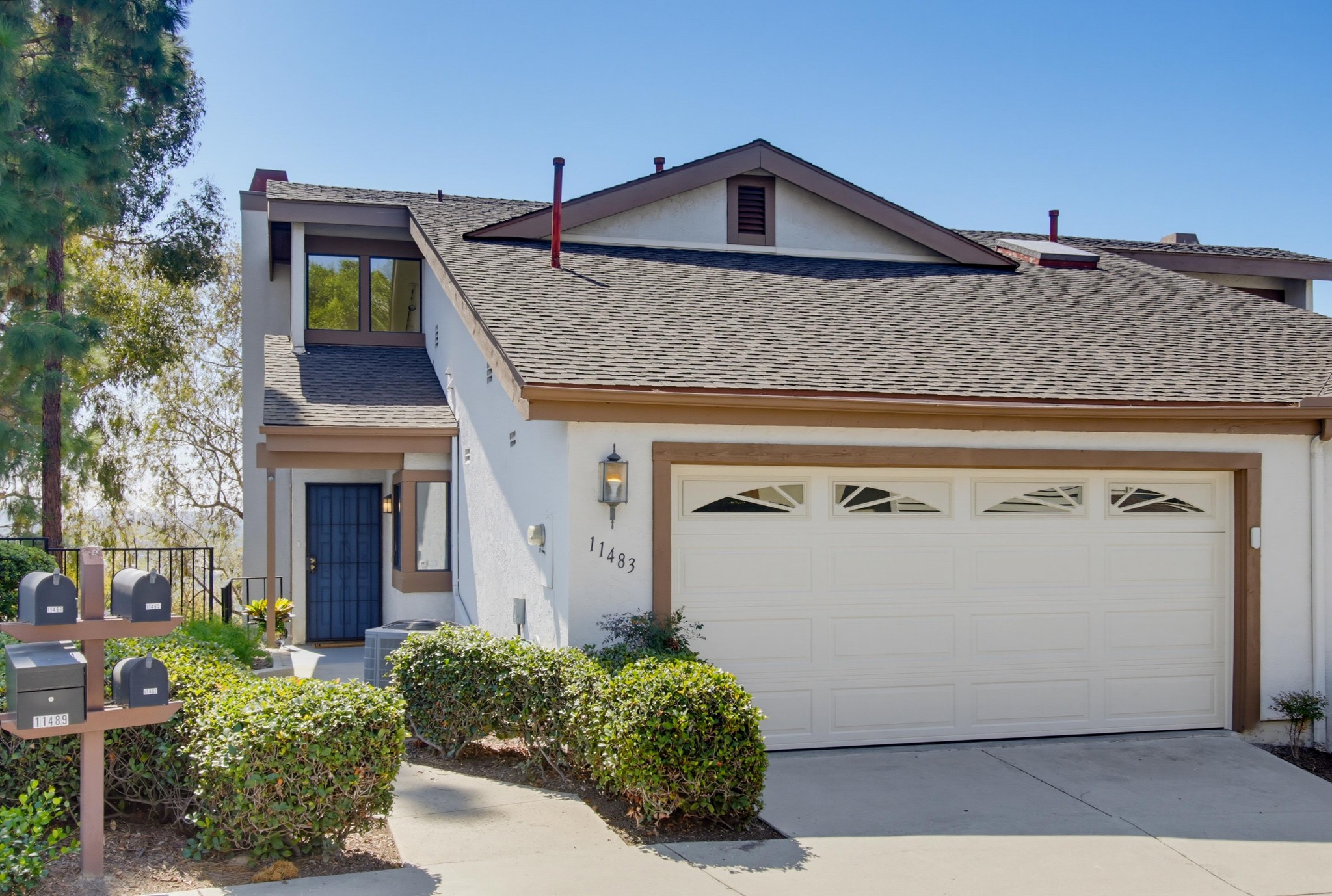 Virtual tour photo 3 of 71 for 11483 Madera Rosa Way