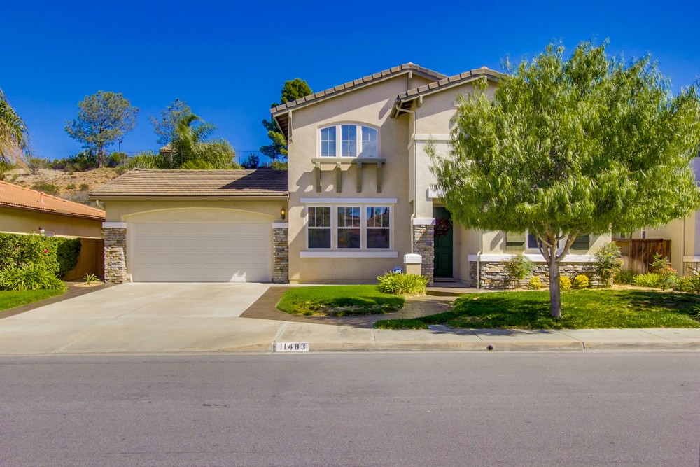 Virtual tour photo 1 of 66 for 11483 Swan Lake Dr