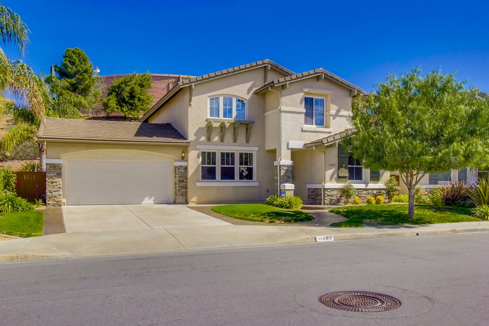 Virtual tour photo 3 of 66 for 11483 Swan Lake Dr