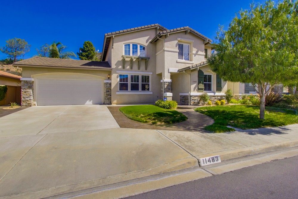 Virtual tour photo 4 of 66 for 11483 Swan Lake Dr