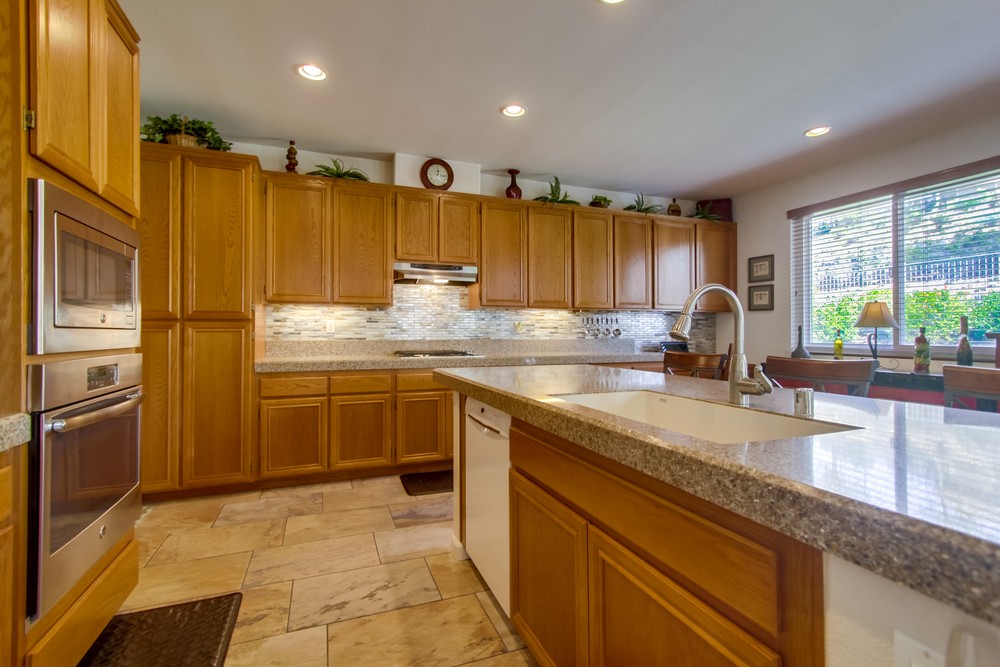 Virtual tour photo 27 of 66 for 11483 Swan Lake Dr