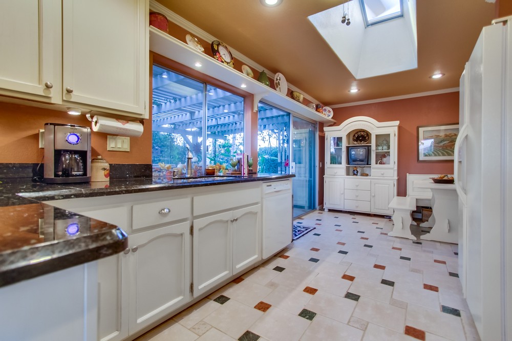 Virtual tour photo 18 of 67 for 11484 Escoba Pl