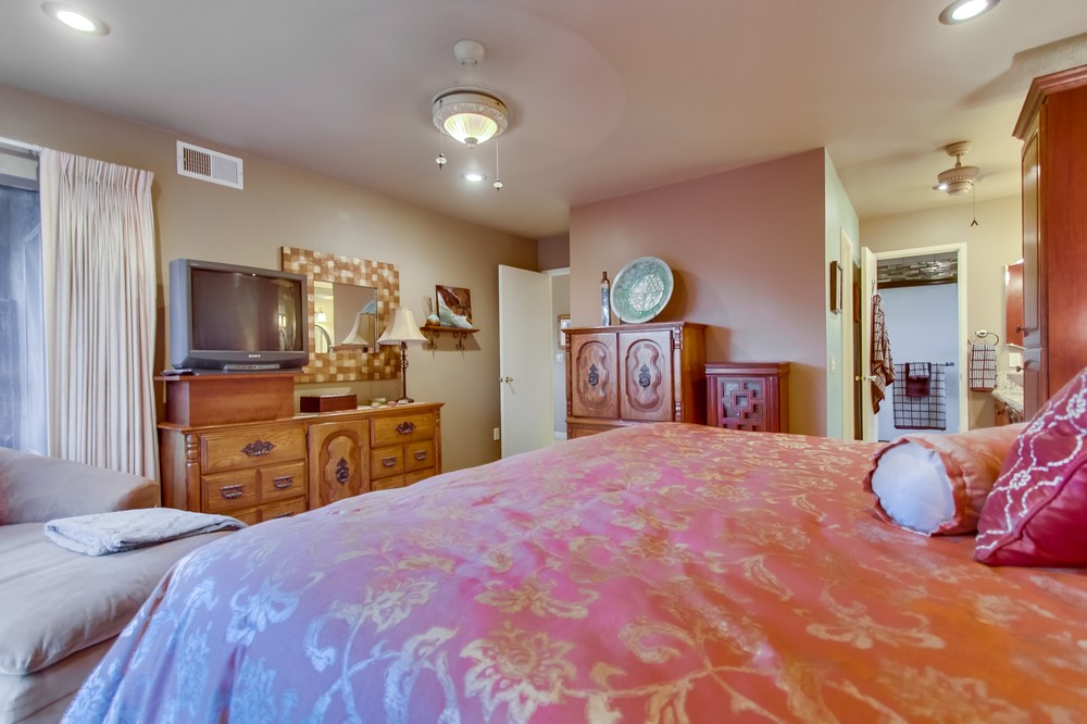 Virtual tour photo 28 of 67 for 11484 Escoba Pl