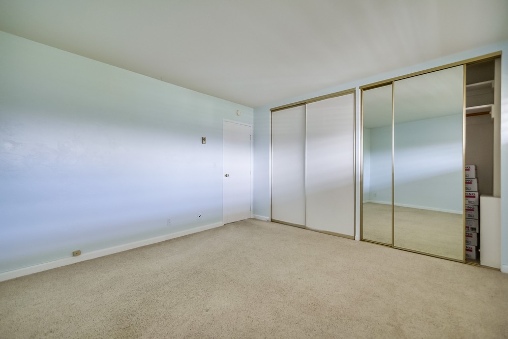 Virtual tour photo 25 of 32 for 1150 Anchorage Lane #612