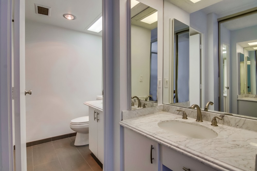 Virtual tour photo 32 of 47 for 1150 Anchorage Ln