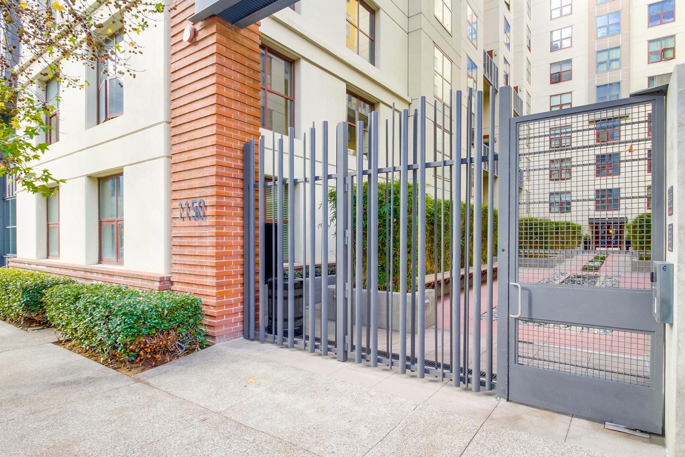Virtual tour photo 3 of 52 for 1150 J St
