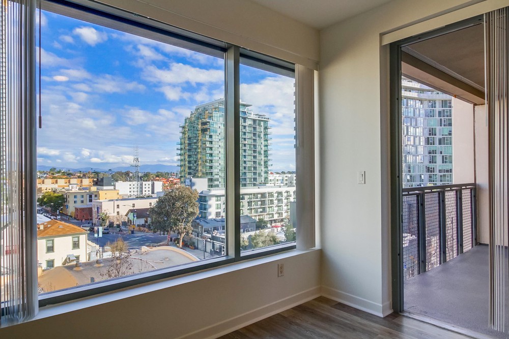 Virtual tour photo 15 of 52 for 1150 J St