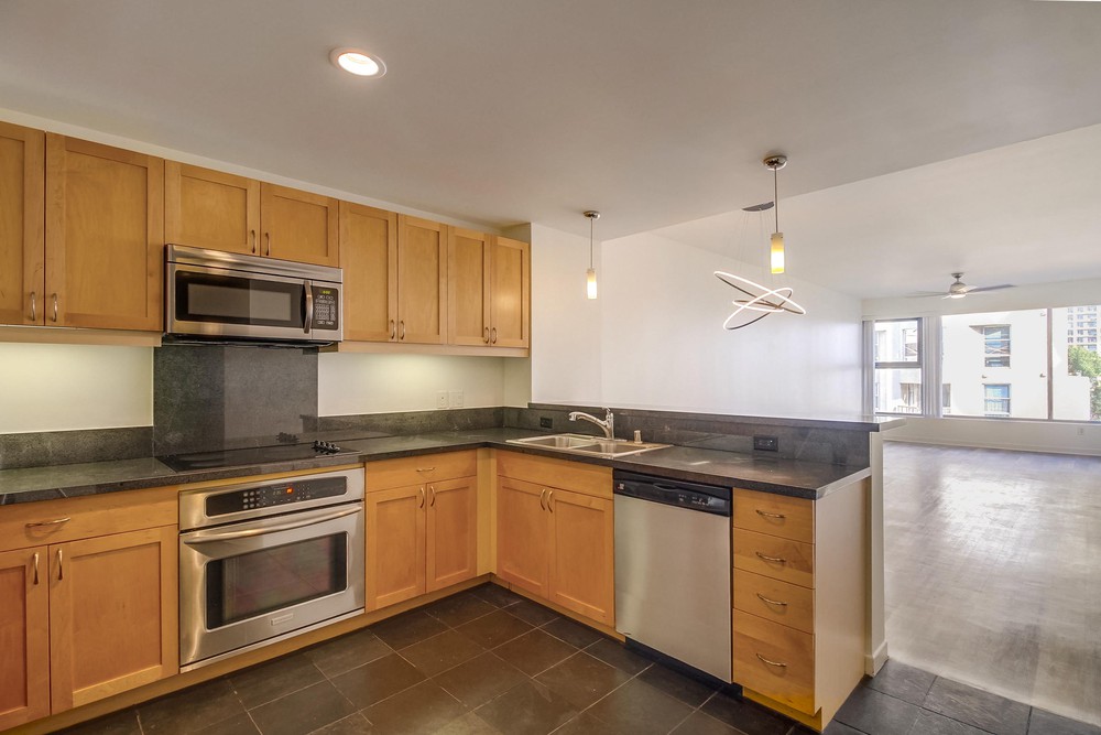 Virtual tour photo 23 of 52 for 1150 J St