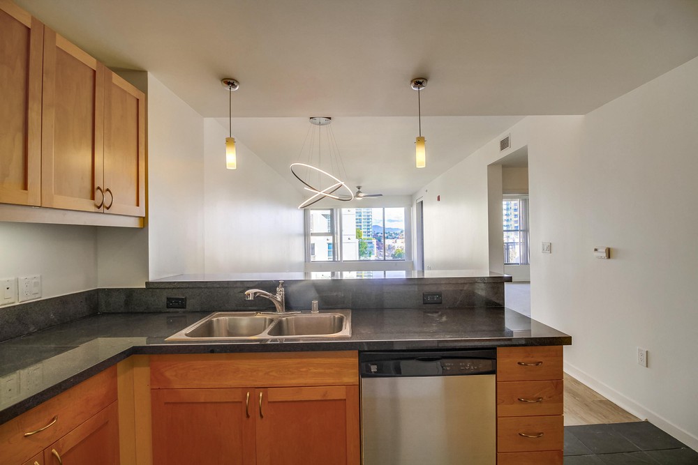 Virtual tour photo 24 of 52 for 1150 J St