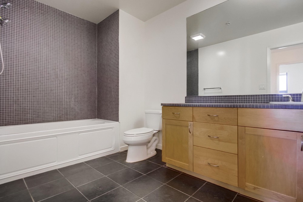 Virtual tour photo 41 of 52 for 1150 J St